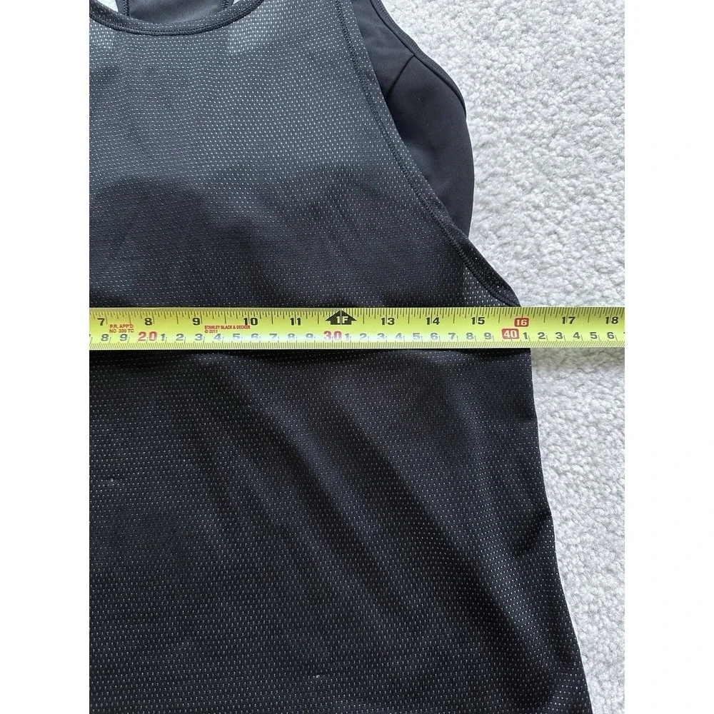 Lululemon Built-In Bra Tank Top Black Metallic Pin Dot Racerback Size 6
